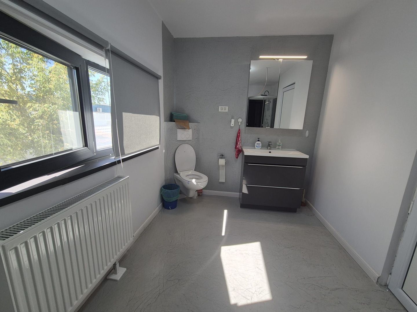 DE VANZARE HALĂ CU BIROURI DE LUX ȘI ANEXĂ REZIDENȚIALĂ | PANTELIMON - Poză 22