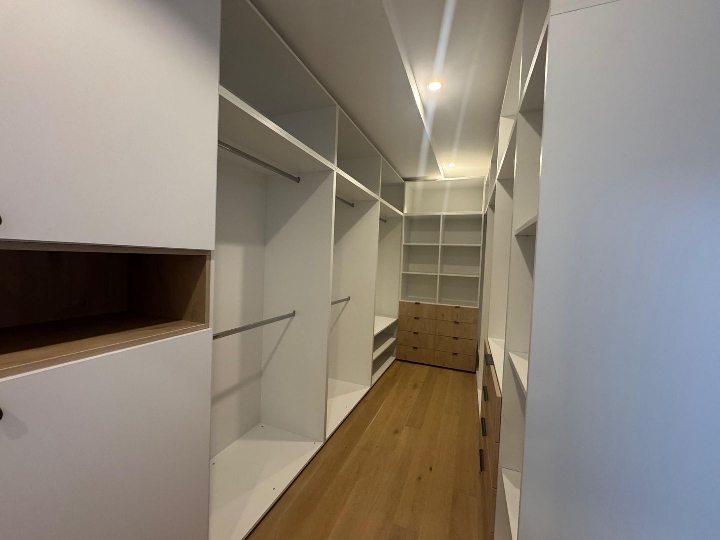 3 camere PREMIUM| 135 MP + 22 MP terasa - Poză 7