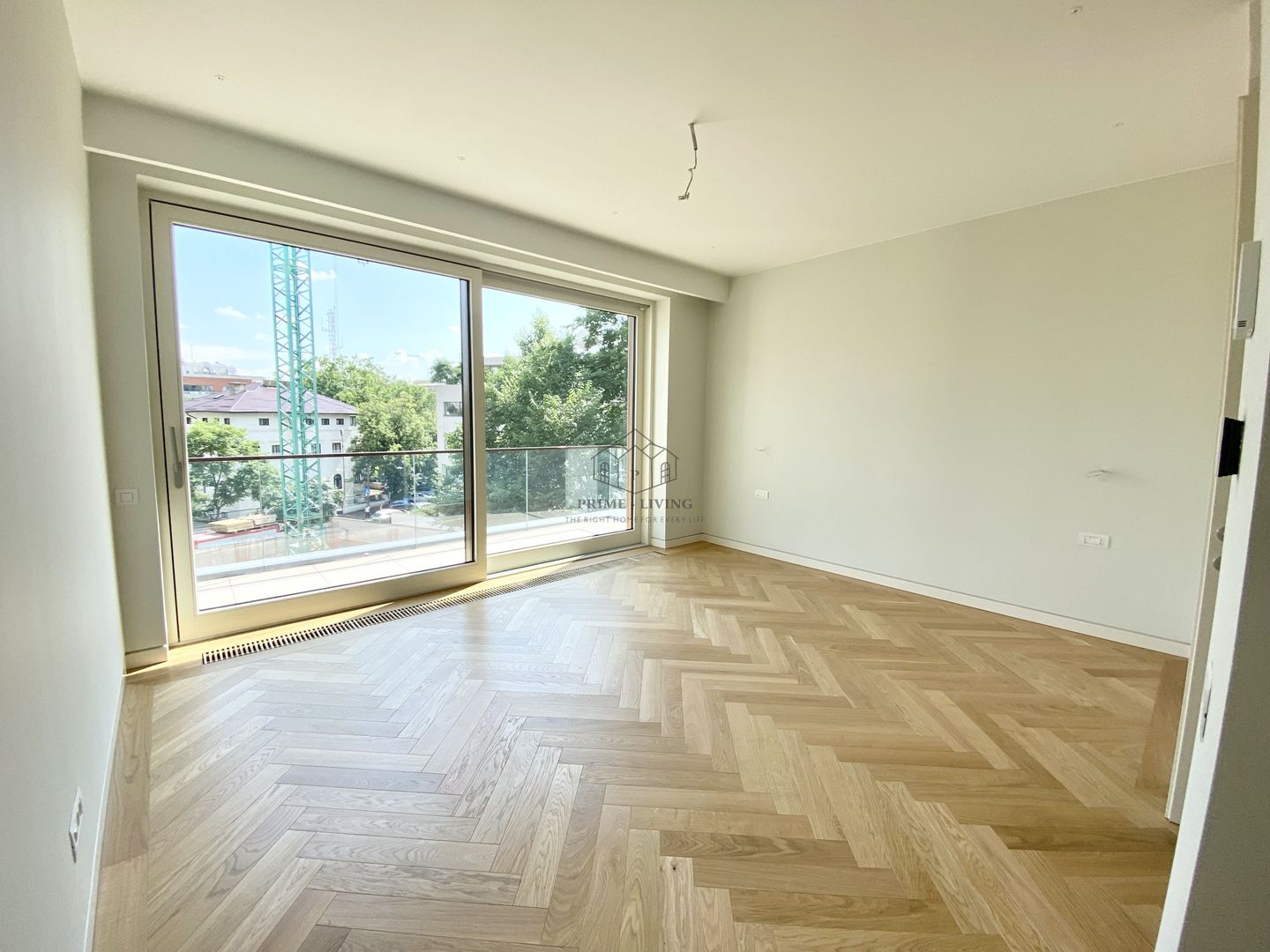 APARTAMENT DE LUX CU 5 CAMERE LA INCHIRIERE IN DOROBANTI CAPITALE - Poză 3