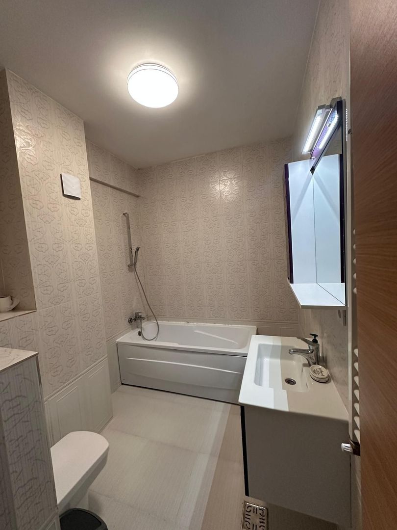 Apartament 3 Camere Premium în Faleza Nord, la 5 Minute de Plajă - Poză 5