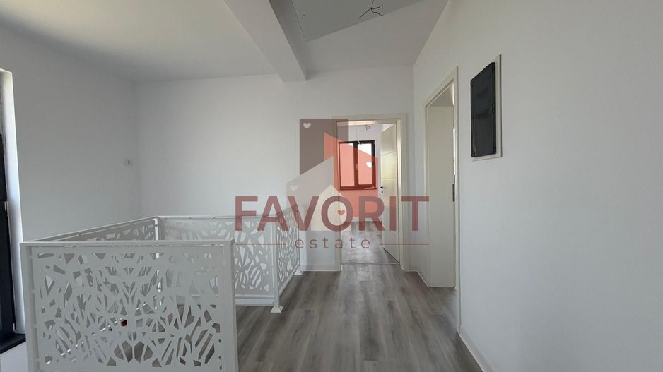 Duplex despartit | 5 camere | Garaj | Finisaje premium | 3 bai |Asfalt - Poză 8