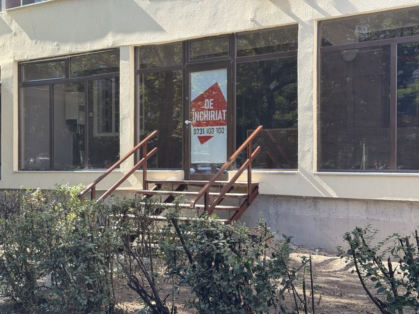 SAD de închiriat bld. Dragalina - Poză 1