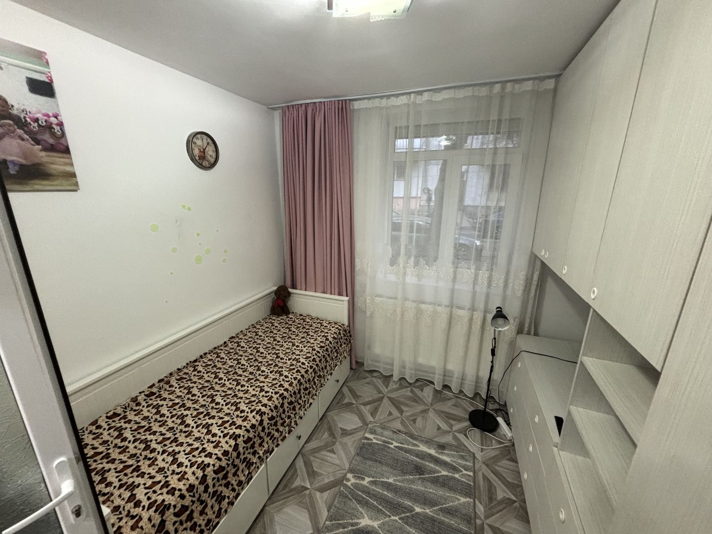 Apartament bloc rusesc | Teiul Doamnei - Poză 3