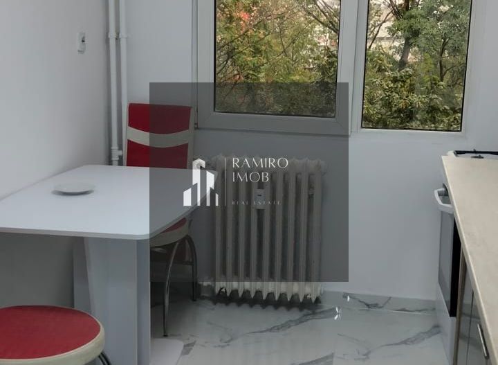 Apartament 2 camere, zona 1 decembrie 1918 Titan - Poză 8