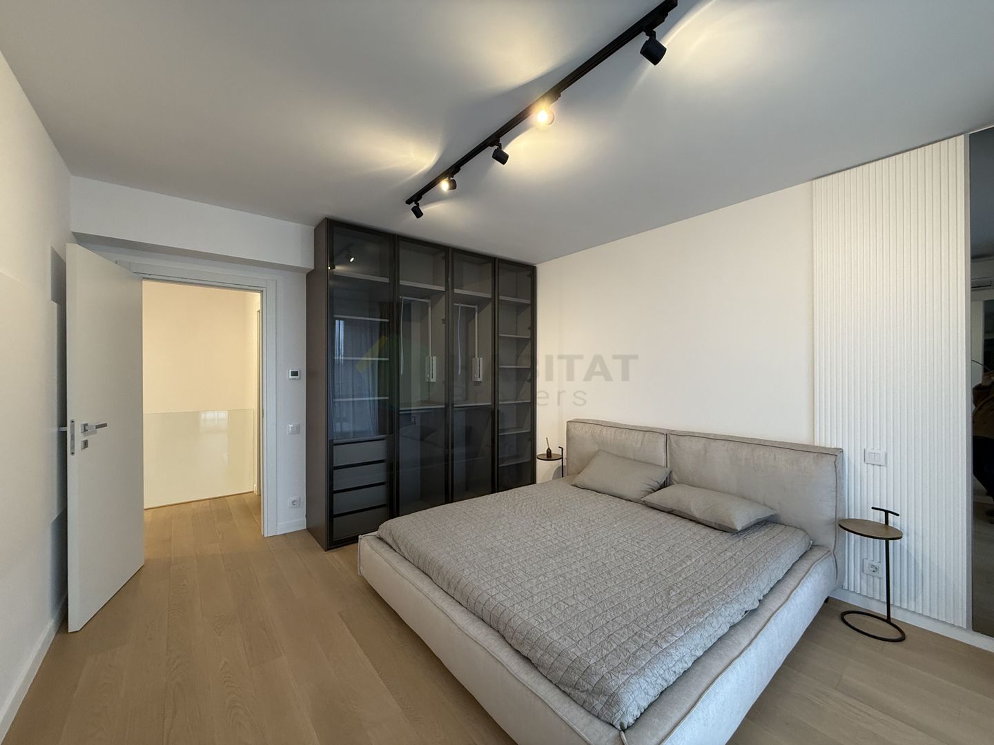 Vila urbana cu gradina langa parc in Tunari - Poză 26