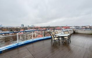 Penthouse Unic cu Terase de 100 mp