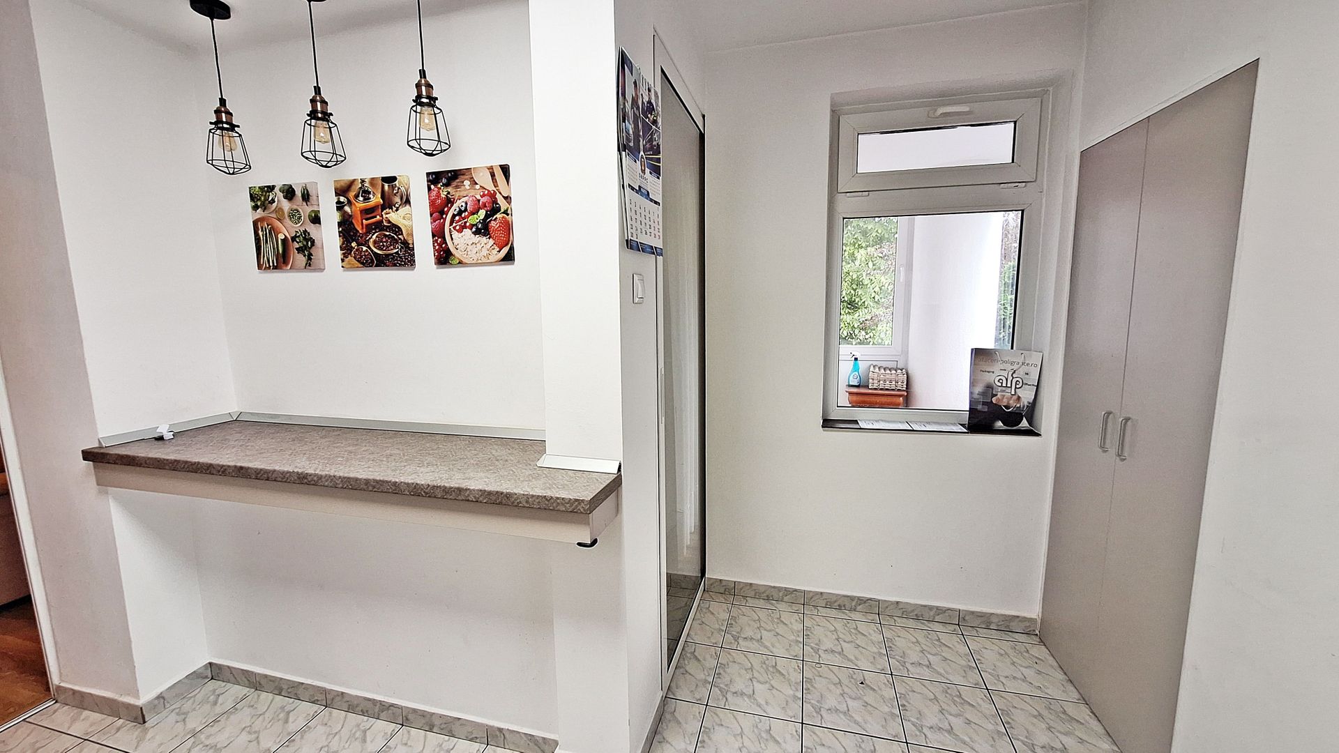 Centrul Civic, aproape de AFI, 3 camere recent renovate/mobilate, 165000 euro - Poză 15