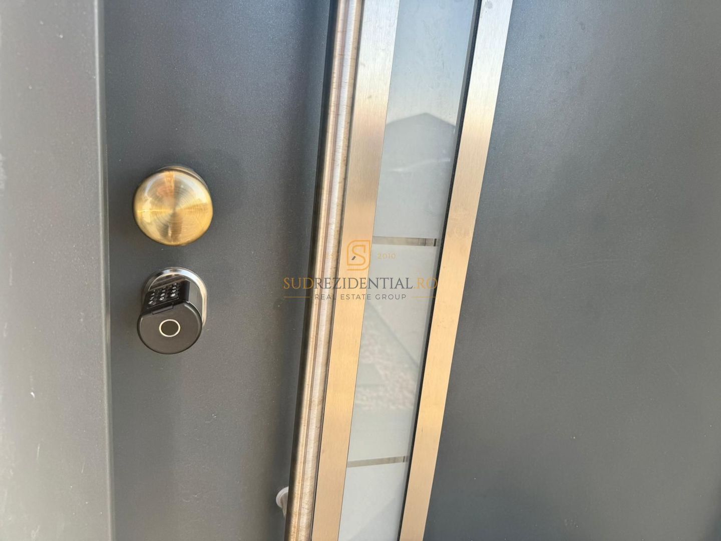 Casa individuala cu 5 camere, complet mobilata si utilata, Com Berceni - Poză 25