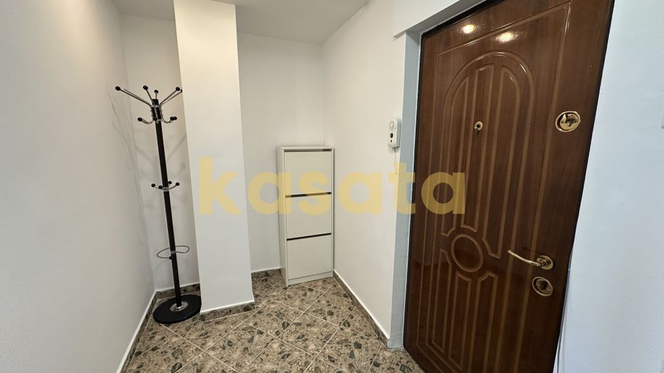 2 Camere | Renovat| Toate mijloacele de transport | Etaj Intermediar - Poză 1