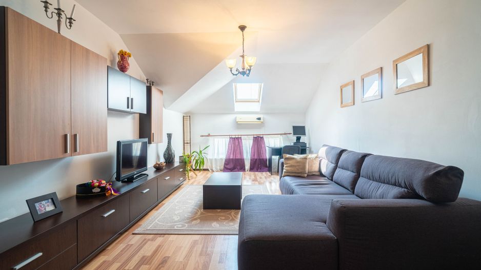 REZERVAT! Apartament 2 camere spațios | Parcare & cheltuieli mici - Poză 2
