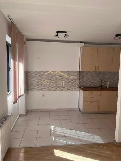 Apartament 2 camere – ideal pentru birou | Parter | Curte proprie | Paza 24/7 - Poză 9