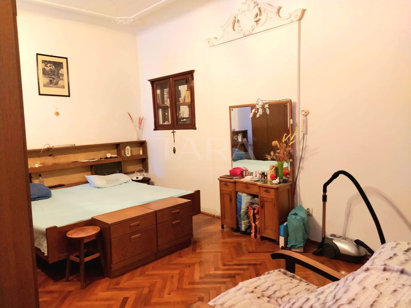 Apartament cu 2 camere,  Zona Ultracentral. - Poză 3