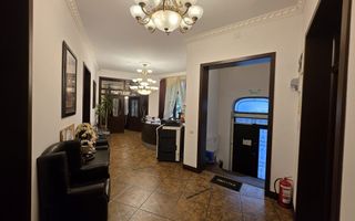 Casa/ Vila Spatiu firma | Sediu | Activitati comerciale | Piata Unirii - Poză 2