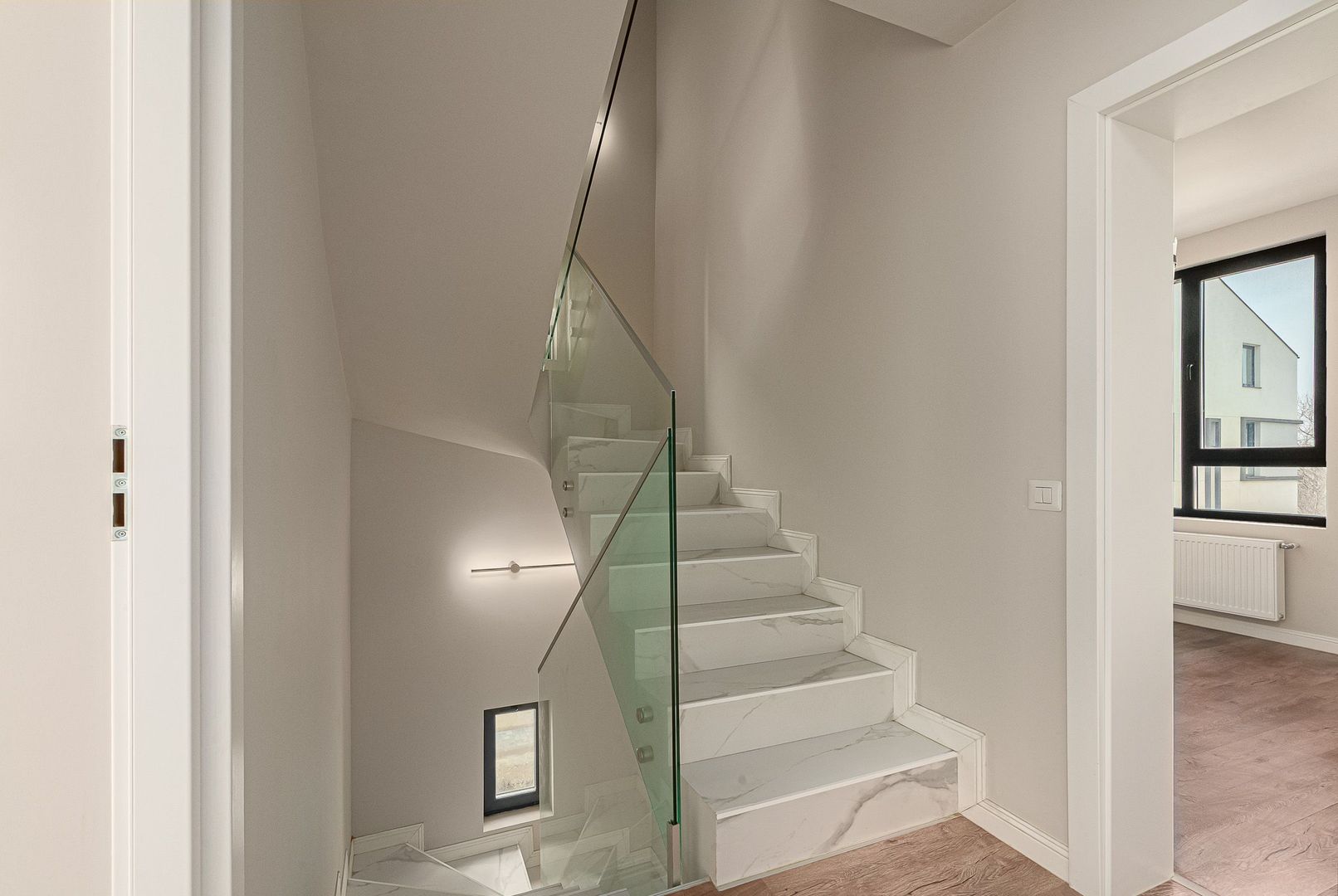 Complex case finalizate str Tiparnitei Sos Giurgiului Dedeman Sector 5 - Poză 15