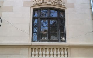 O BIJUTERIE ARHITECTURALA IN CENTRUL BUCURESTIULUI - Poză 8