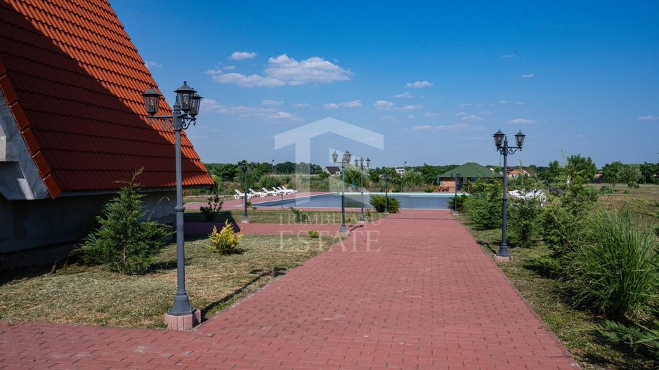 Sala de evenimente cu  piscina si foisor Biled COMISION 0 % CUMPARATOR - Poză 21
