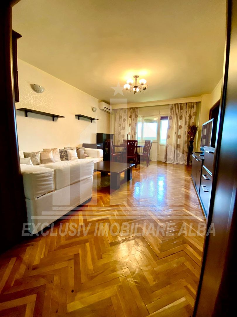 Apartament cu 3 camere decomandate de inchriat, Caroline - Poză 2