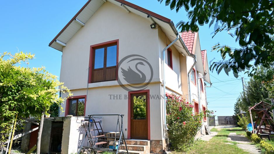 Casa de vanzare | 1.048 Mp teren | Romanesti - Poză 2