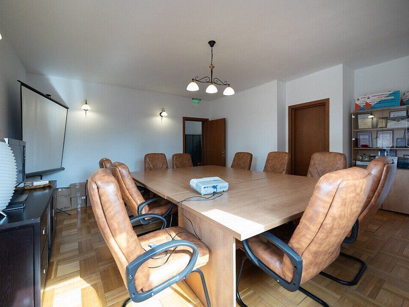 Vila cu 750 mp utili si teren de 1.480 mp in Erou Iancu Nicolae - Poză 27