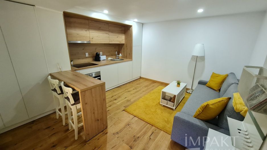 Hasdeu - Apartament modern cu utilități incluse - Poză 1