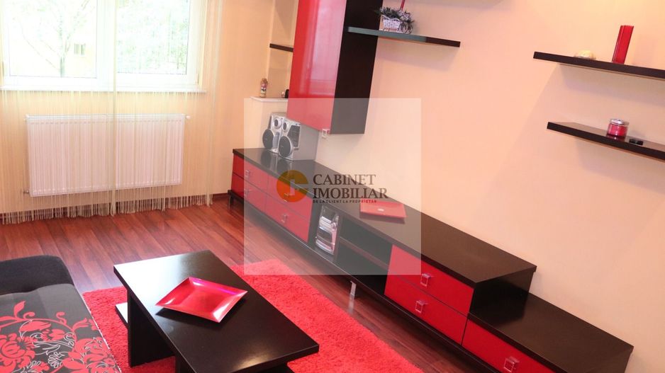 2 Camere - Hol Locuibil | Decomandat | 3/10 | Credit | M Lujer - 3 min - Poză 4
