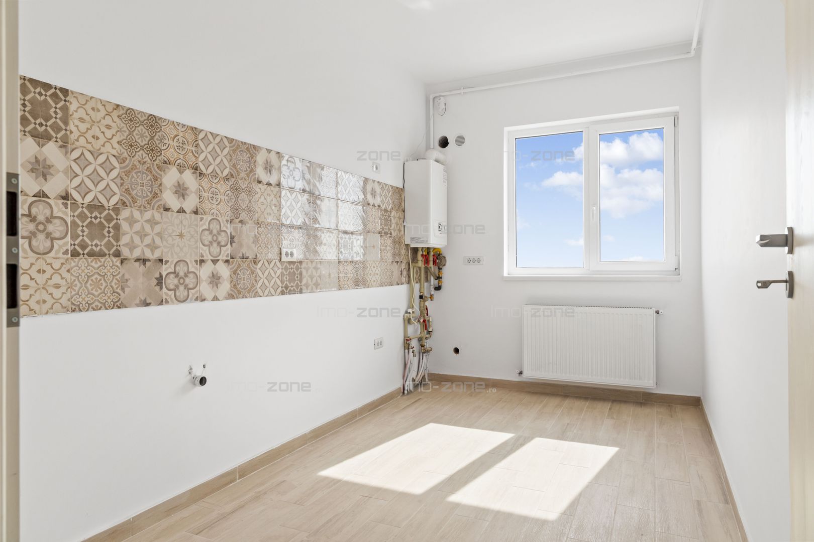 The Building 54 - Uverturii 155 - Poză 37