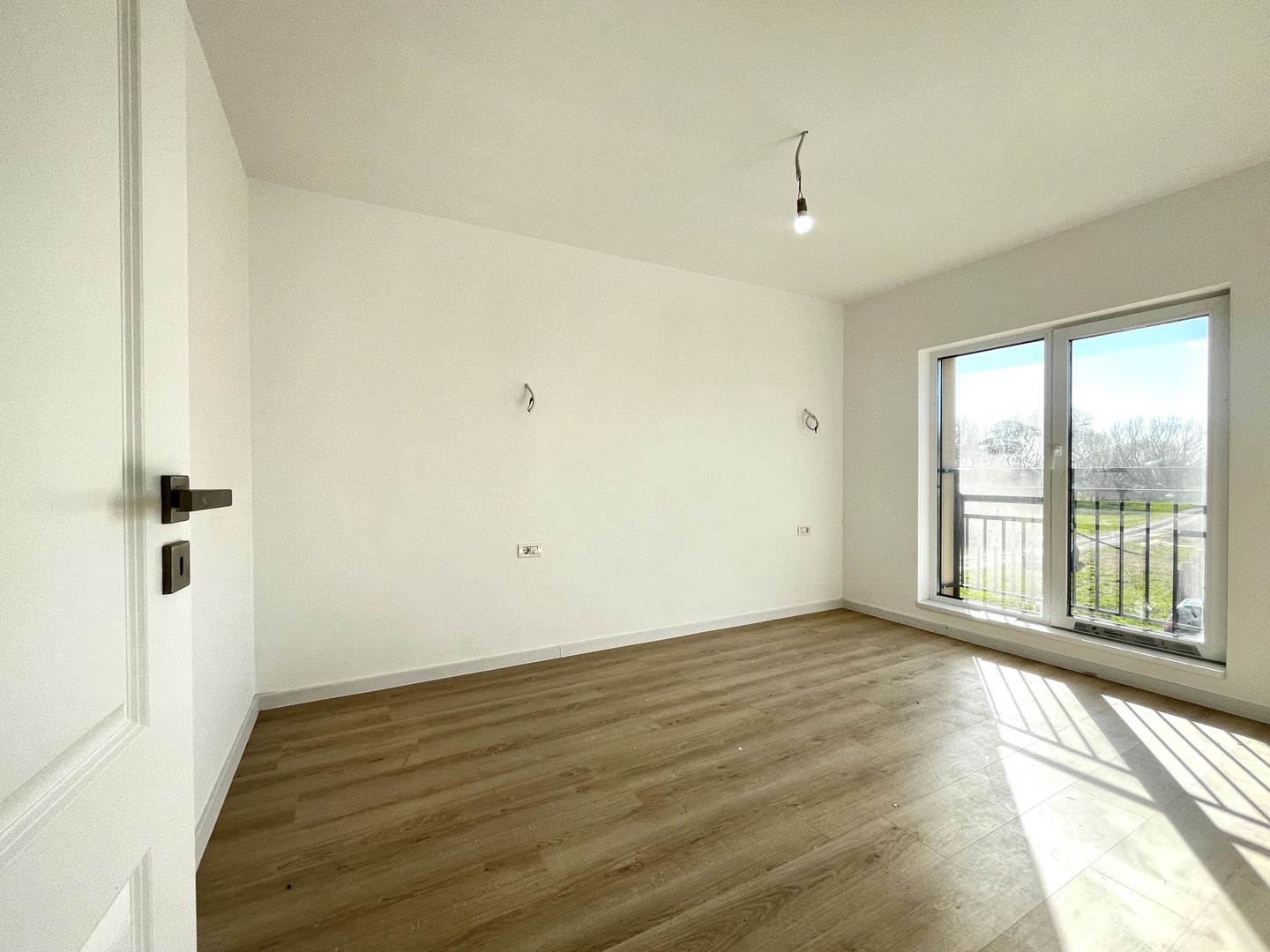 Duplex modern, separat prin camera tehnica, in Ghiroda - zona Primărie - Poză 13