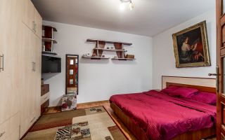 Casă în Vlaicu cu garaj și teren de 376 mp, Arad - Poză 7