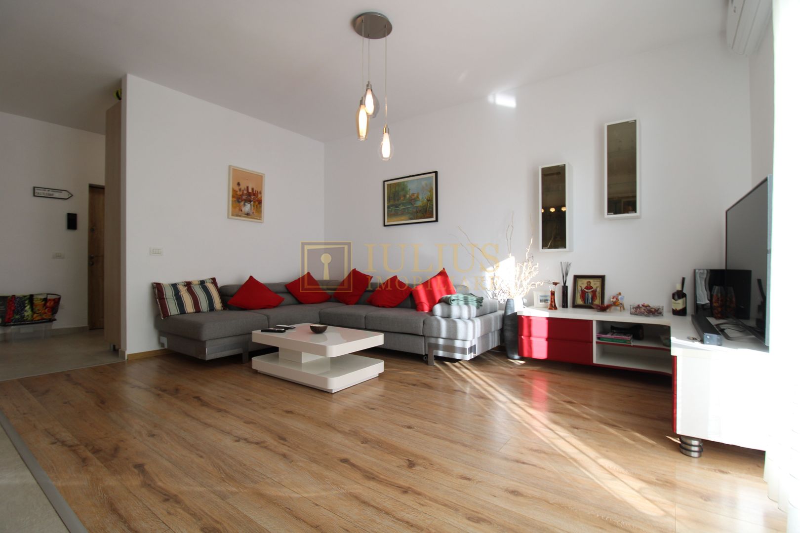 Aproape de Judetean, 2 camere, centrala proprie. - Poză 3