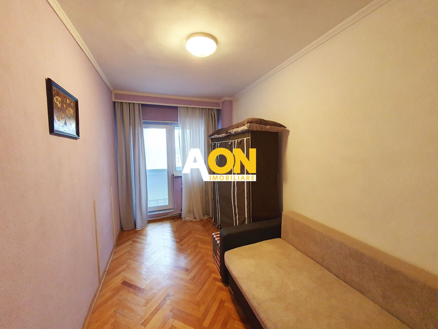 Apartament 4 camere, 97 mp utili, mobilat, utilat, et. 3, ultracentral - Poză 13