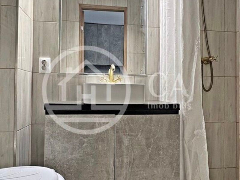 Apartament de vânzare cu 2 camere pe Calea Borsului, Oradea - Poză 7