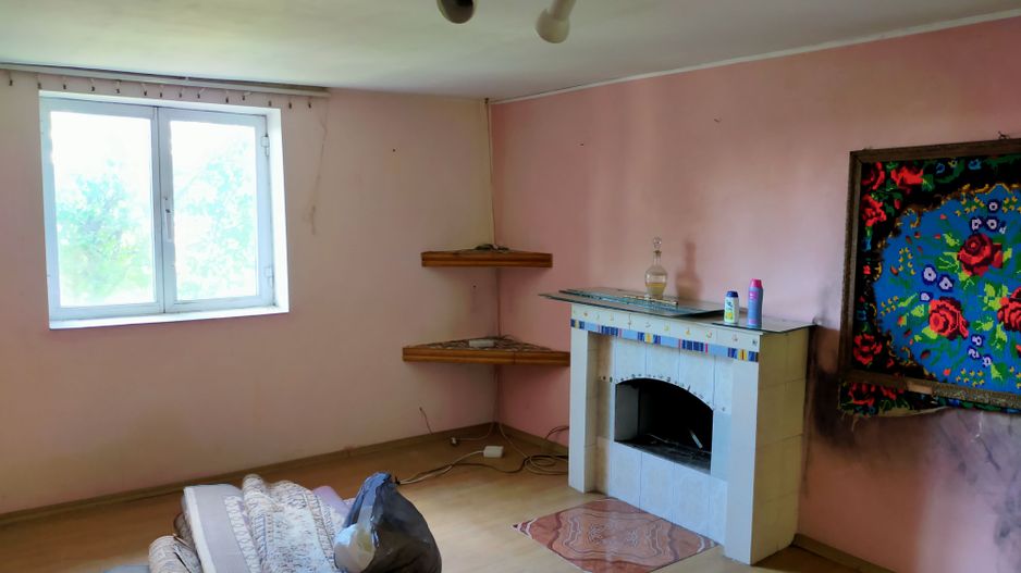 CASA 3 CAMERE IN CARANI - Poză 1