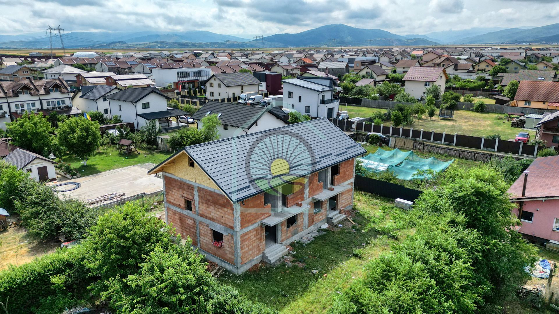 CASA  5 CAMERE IZVOR-TARLUNGENI - Poză 23