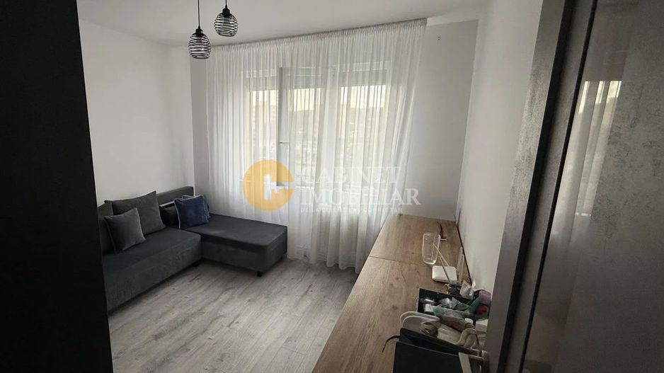3 camere decomandat - Etaj Intermediar - 72mp-  Zona Alexandru Cel Bun/ Minerva - Poză 3