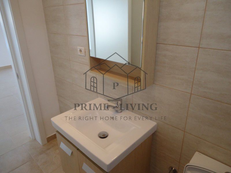 VILA CU 5 DORMITOARE SI PISCINA PRIVATA LA INCHIRIERE IN IANCU NICOLAE - Poză 11