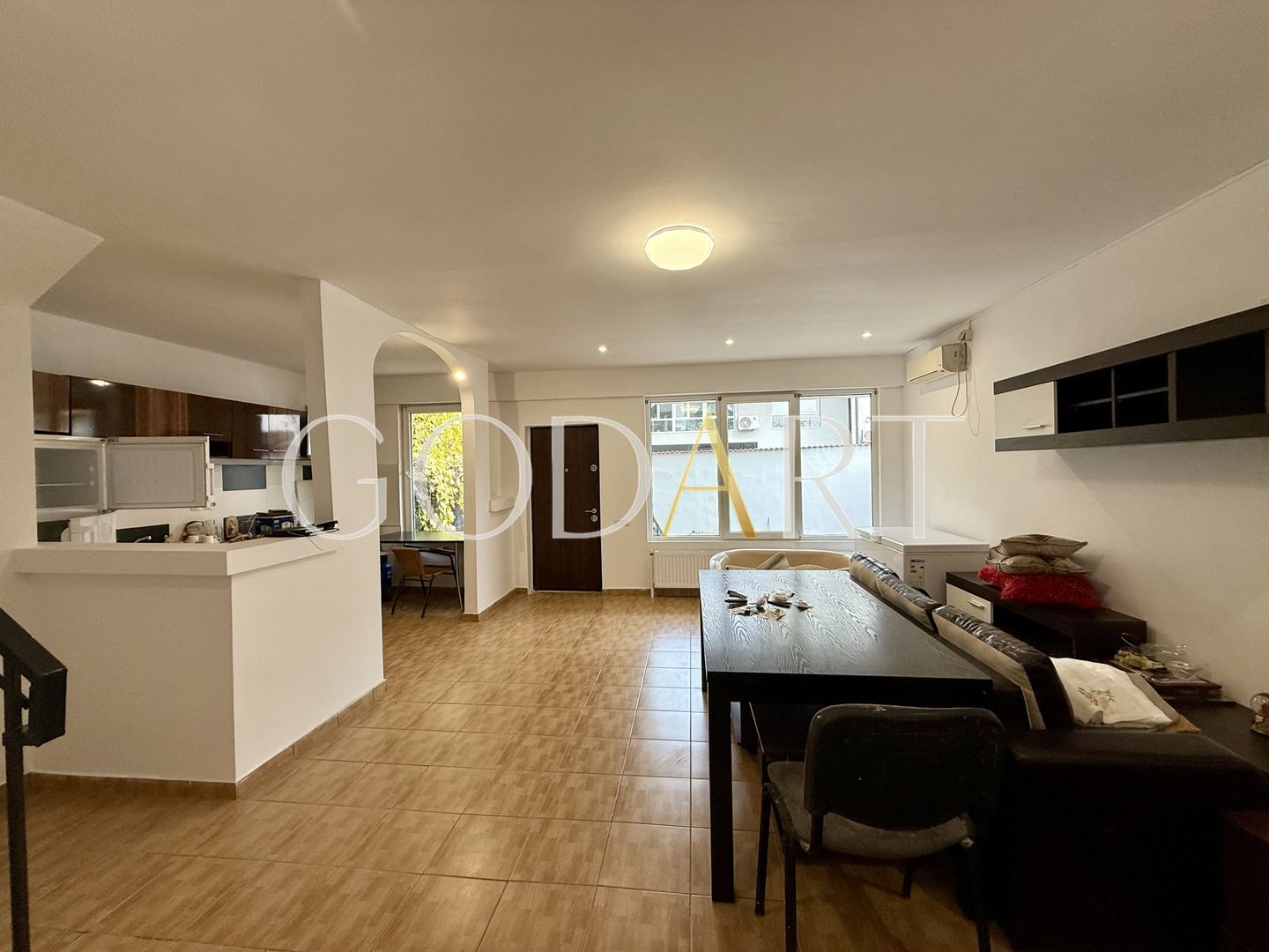 Oportunitate | Vila individuala | Curte | Tei - Poză 3