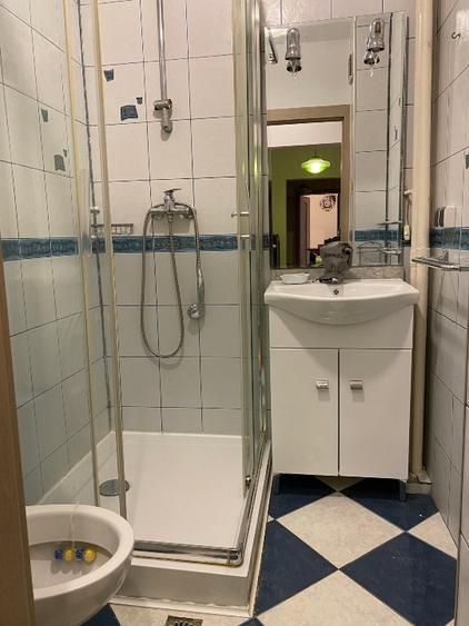 Apt 4 camere, luminos, intim - Poză 3