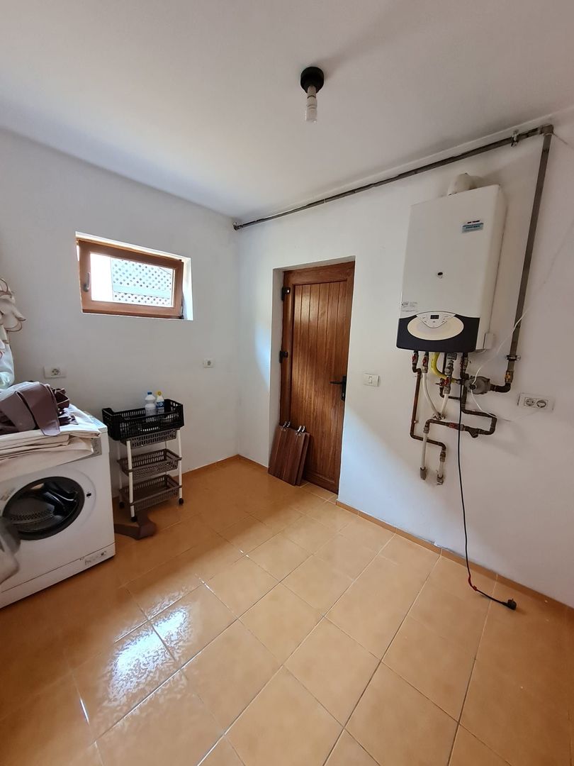 Super oferta!!!Vila spațioasă în Ghiroda! - Poză 21