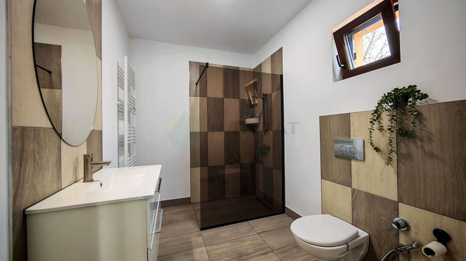 Vilă Individuală cu o curte generoasa zona Aparatorii Patriei - Poză 28