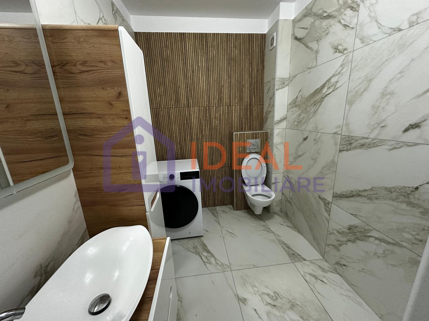 Apartament cu 3 camere și balcon de vânzare ,în zona Doamna Stanca - Poză 9