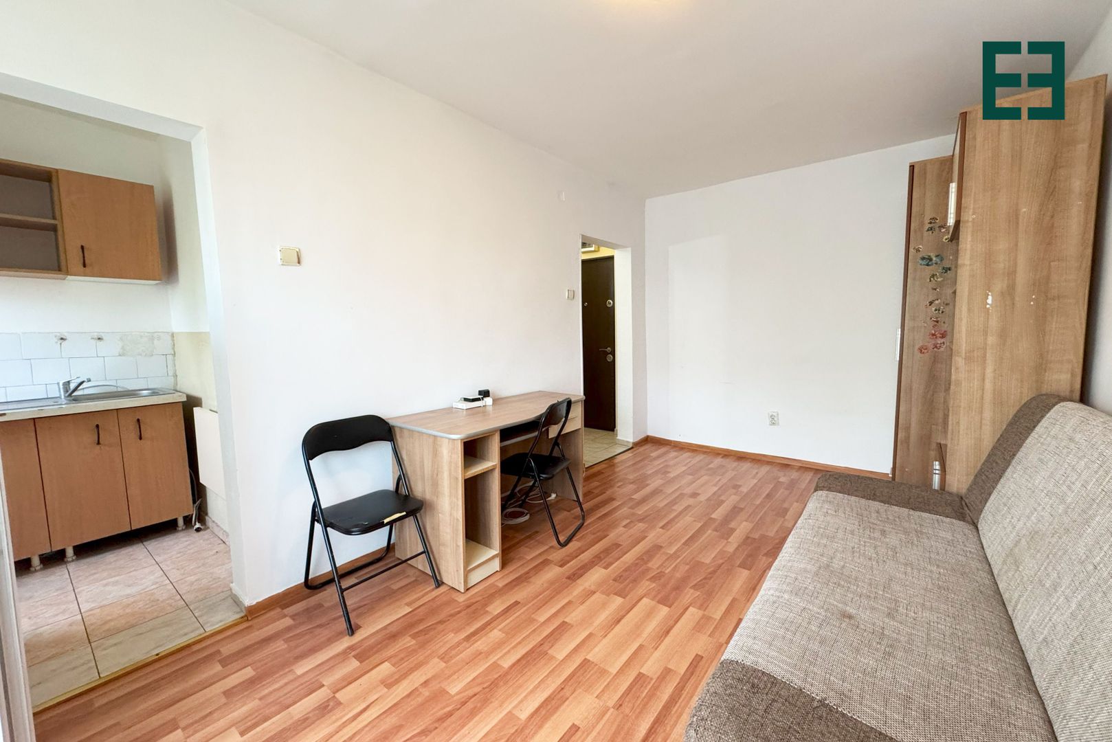 Garsonieră - Etaj 3 -  Zona Micălaca - Miorița - Arad - Poză 2