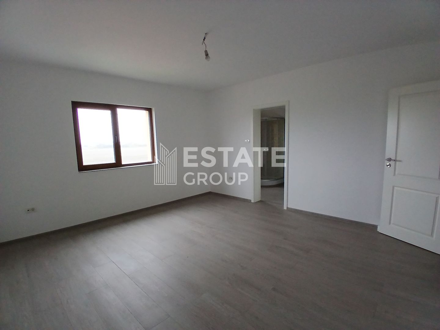 Duplex cu 5 camere in Dumbravita - Poză 5
