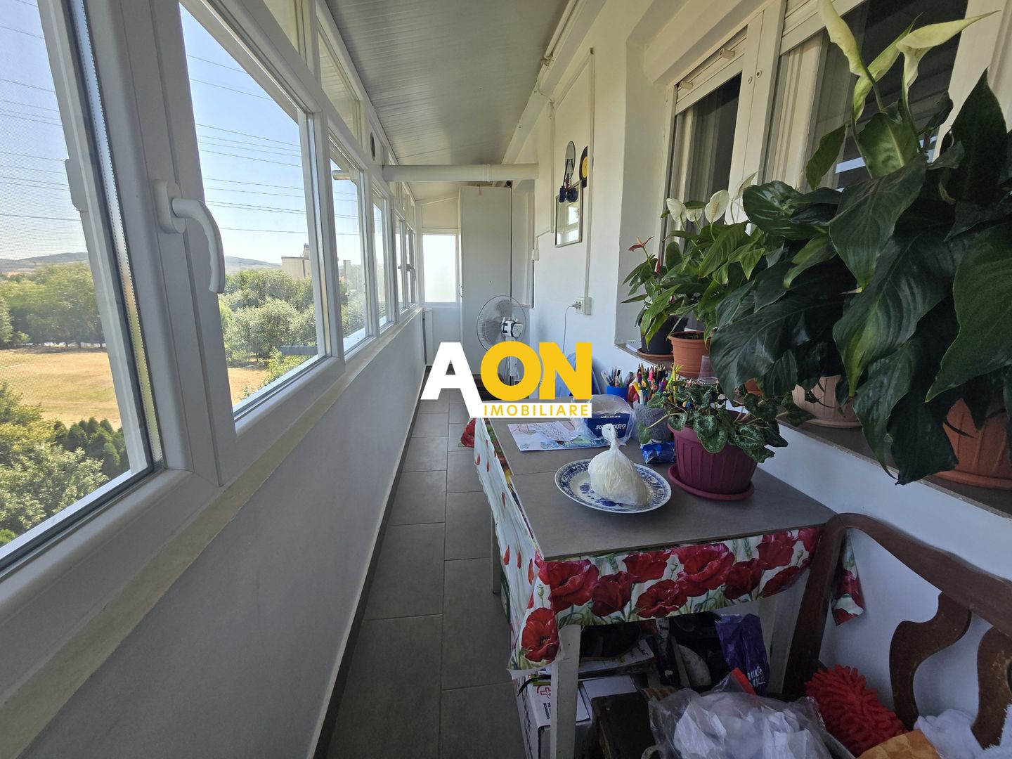 Apartament 3 Camere, 2 Bai, cu Balcon - Poză 9