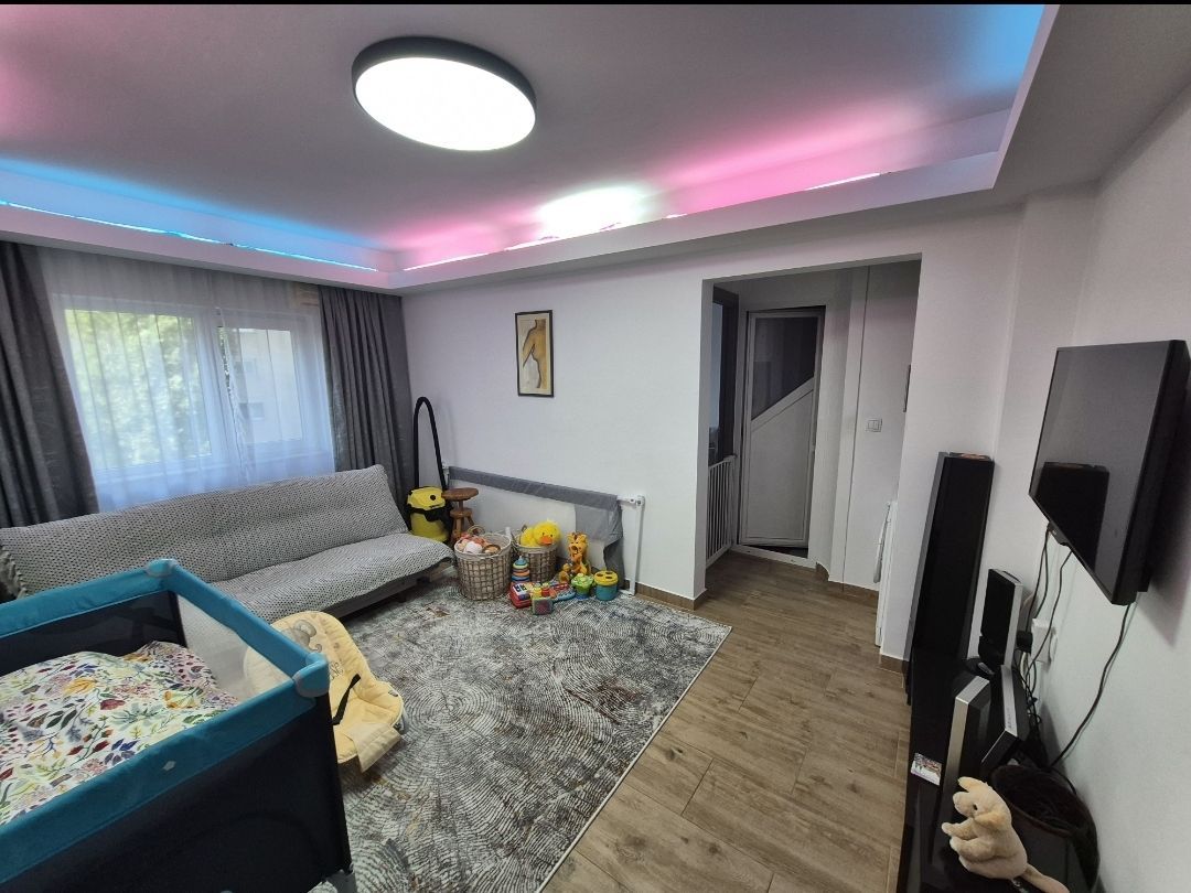 Ap decomandat 4 camere , 2 bai si 2 balcoane-zona Colentina bloc 1986 - Poză 7