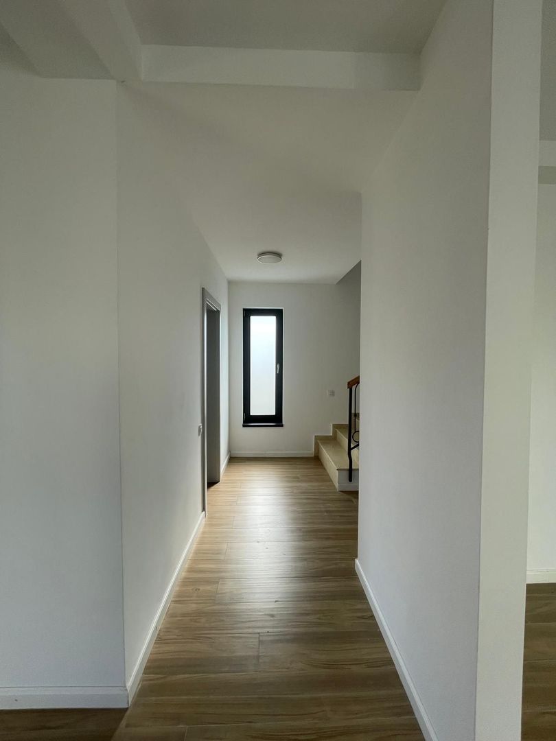 Vilă Individuală 4 camere Tunari - Cartierul Tineretului - Poză 10