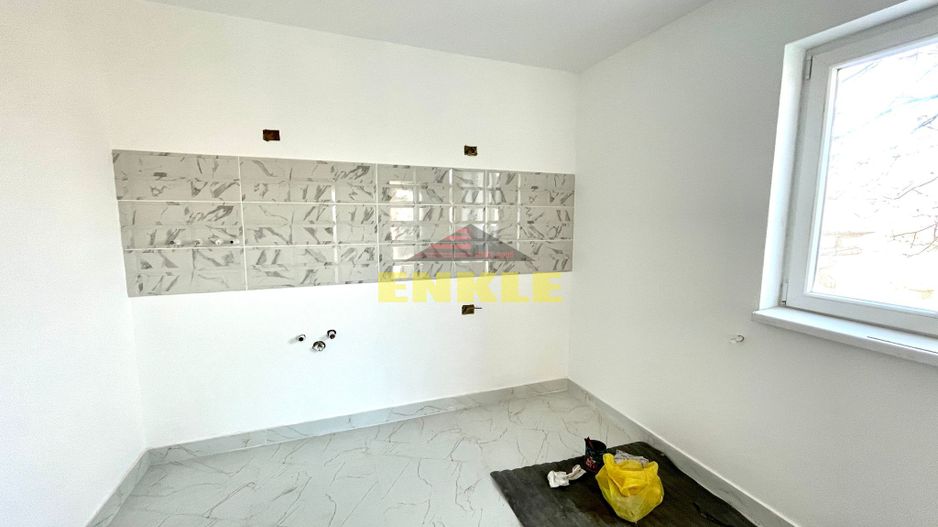 De vanzare casa+anexa, zona Savenilor - Poză 1