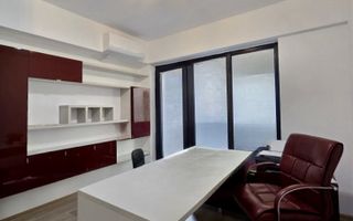 Apartament 4 camere Titulescu | Curte | 2 Locuri de parcare - Poză 3