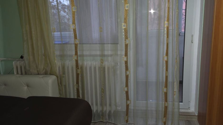 Vanzare ap. 2 camere, 2 balcoane, bloc 85, posibilitate centrala, Titan-Ciucea - Poză 6