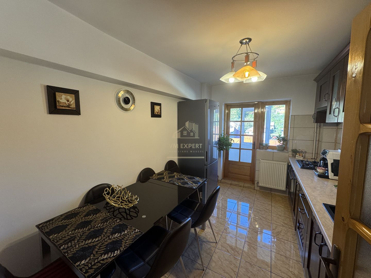 APARTAMENT 3 CAMERE CAMPULUNG, ETAJ 3, ULTRACENTRAL - Poză 30