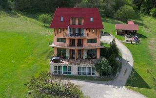 Pensiune la cheie de vanzare | 10 camere | Sacele, Brasov |Comision 0% - Poză 1